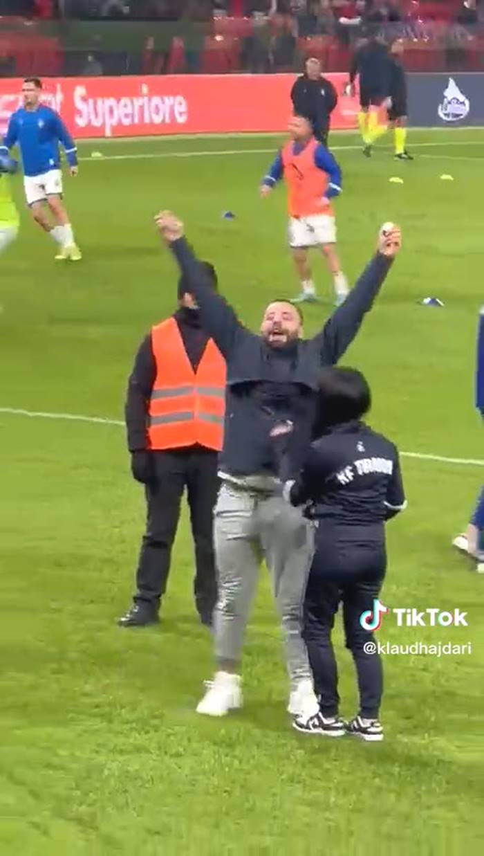 ขอแต่งงาน ขอแต่งงาน