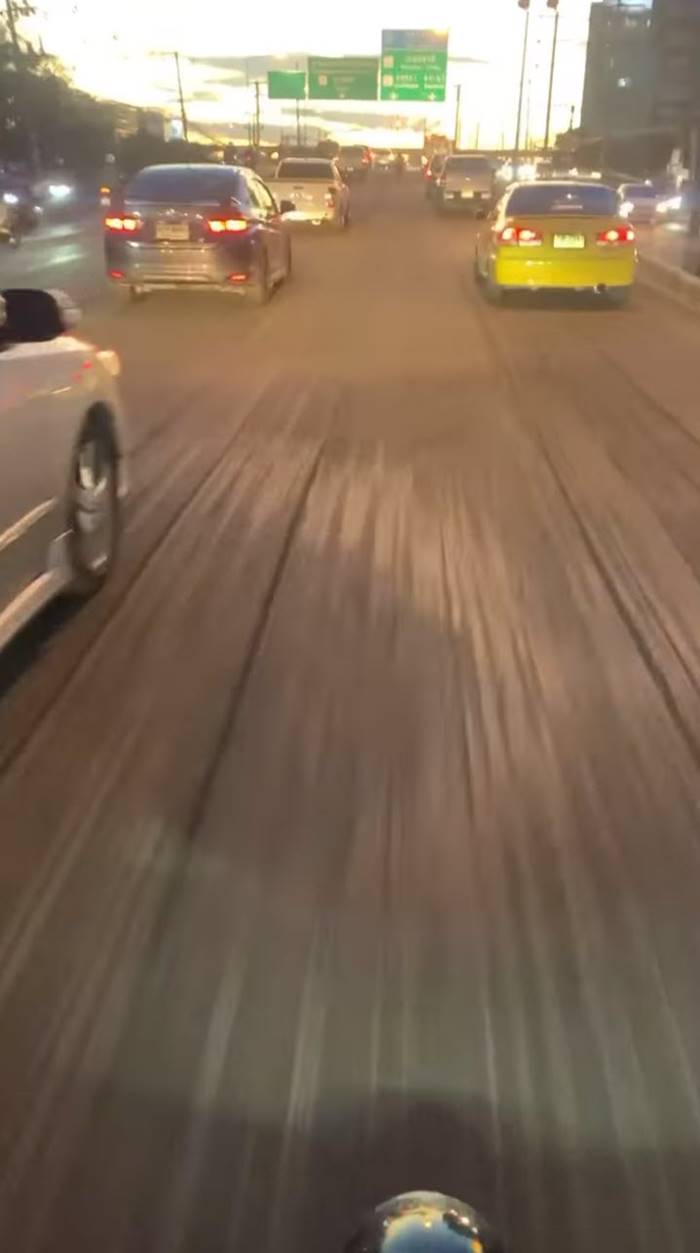 ขูดถนน ขูดถนน