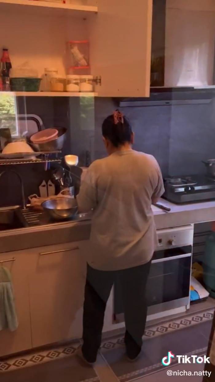 วันเกิดแม่บ้าน วันเกิดแม่บ้าน