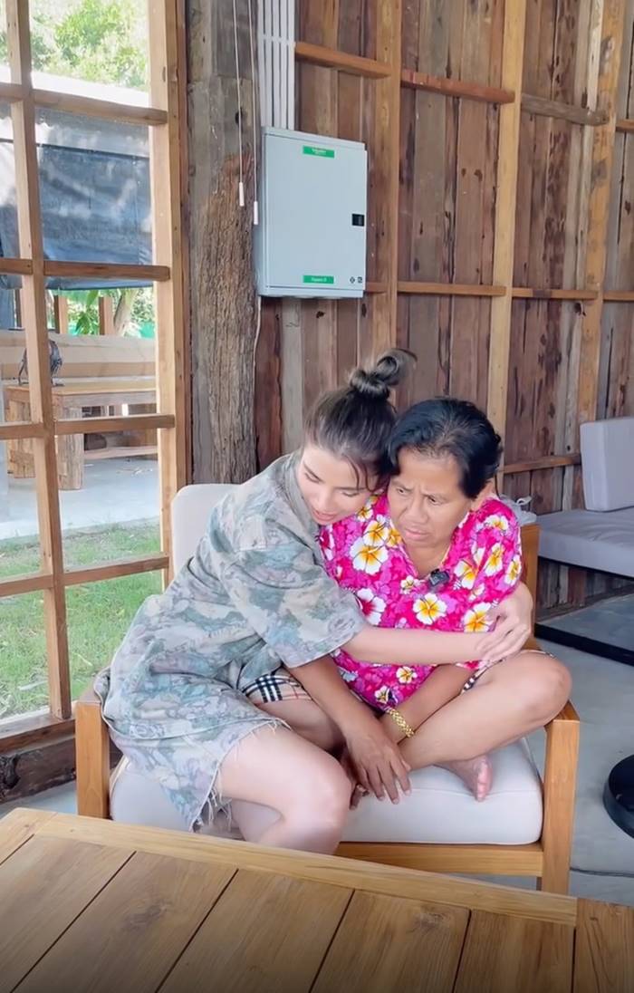 นิกกี้ ณฉัตร, ป้ารัตนา นิกกี้ ณฉัตร, ป้ารัตนา