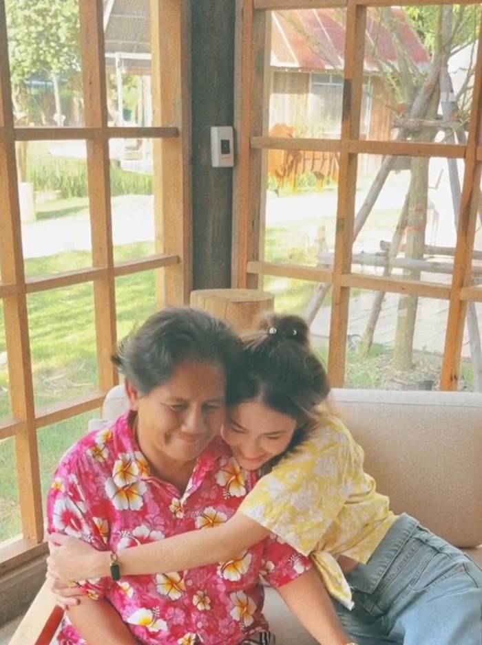 นิกกี้ ณฉัตร, ป้ารัตนา นิกกี้ ณฉัตร, ป้ารัตนา