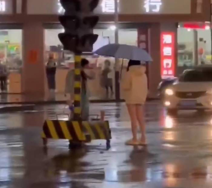 บอกรักสาว บอกรักสาว