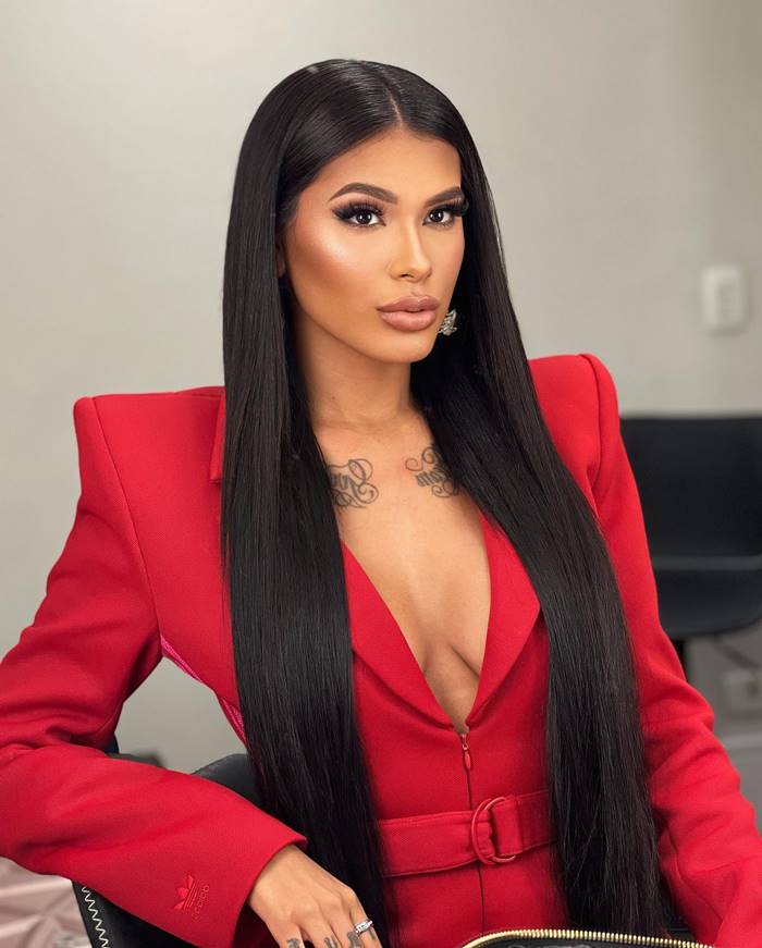 กลั้นตด กลั้นตด