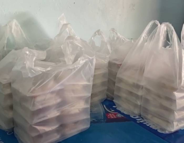 ข้าวหมูแดง ข้าวหมูแดง