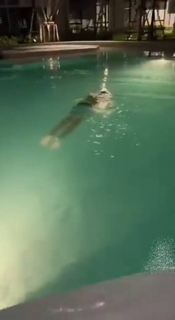 โยนอาหารในน้ำ โยนอาหารในน้ำ