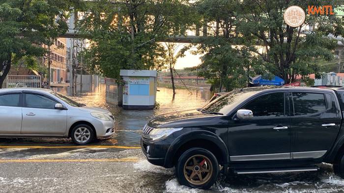 น้ำท่วม, ลาดกระบัง น้ำท่วม, ลาดกระบัง