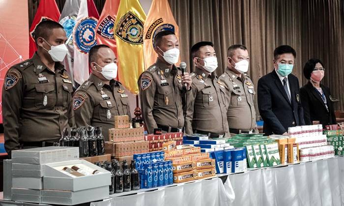 นารา เครปกะเทย นารา เครปกะเทย