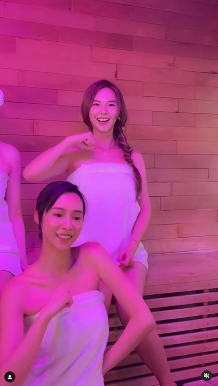 FLOWER Jisoo FLOWER Jisoo