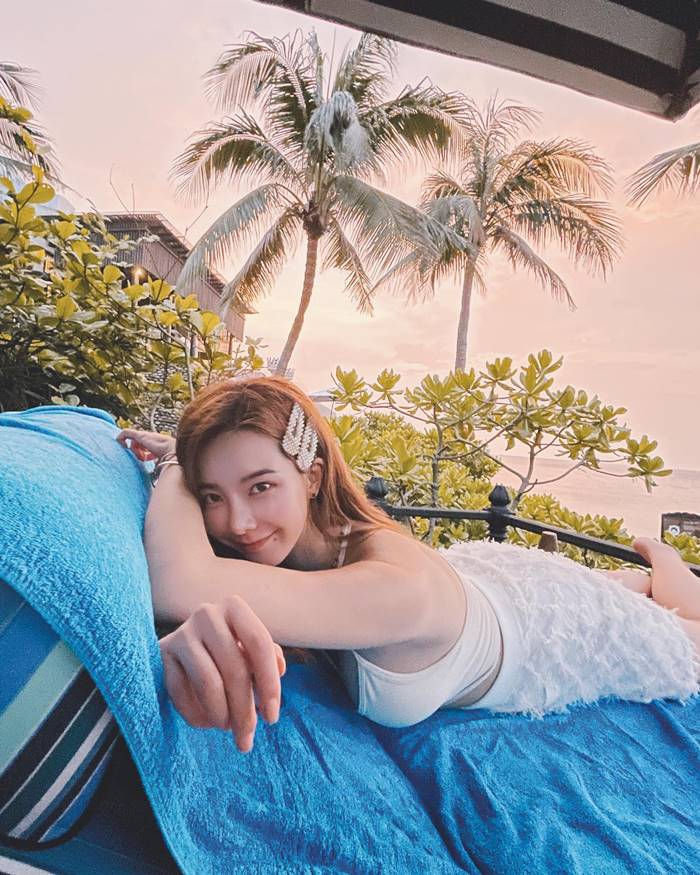 FLOWER Jisoo FLOWER Jisoo