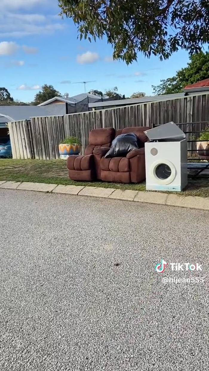 เทศกาลทิ้งของ เทศกาลทิ้งของ