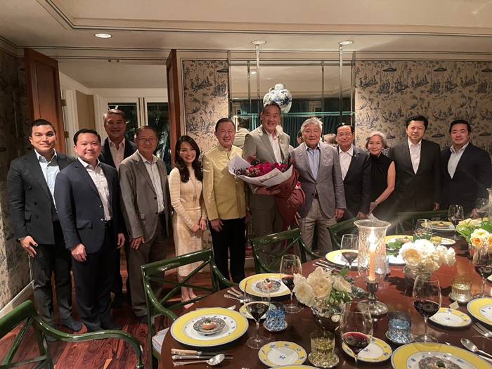 เศรษฐา ทวีสิน เศรษฐา ทวีสิน