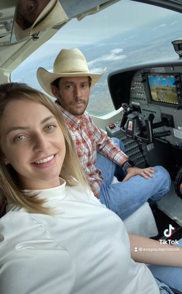 เครื่องบินเล็กตก เครื่องบินเล็กตก