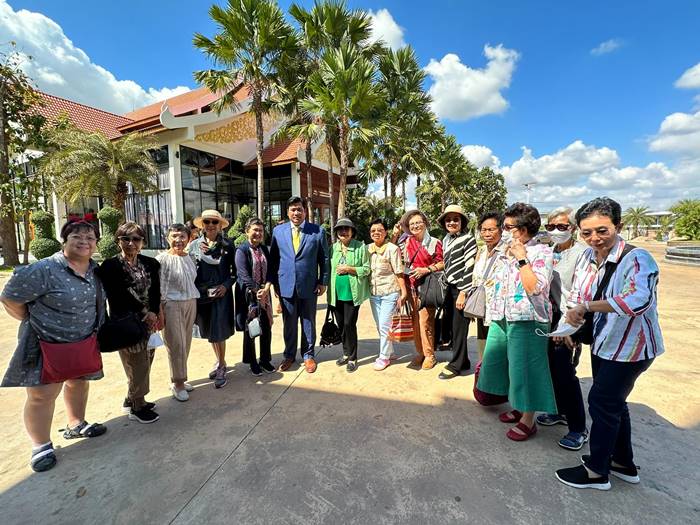 ท่านอ้น วัชรเรศร วิวัชรวงศ์ ท่านอ้น วัชรเรศร วิวัชรวงศ์