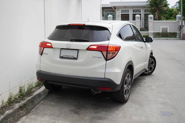 จอดรถข้างทาง จอดรถข้างทาง