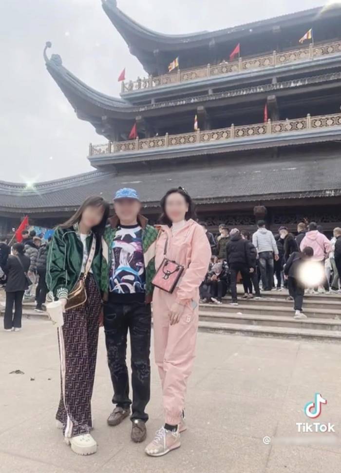 มีเมีย 2 คน มีเมีย 2 คน