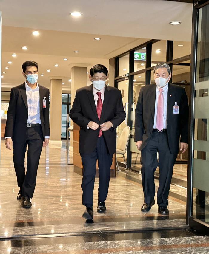 วิษณุ เครืองาม, ทุนจีนสีเทา วิษณุ เครืองาม, ทุนจีนสีเทา