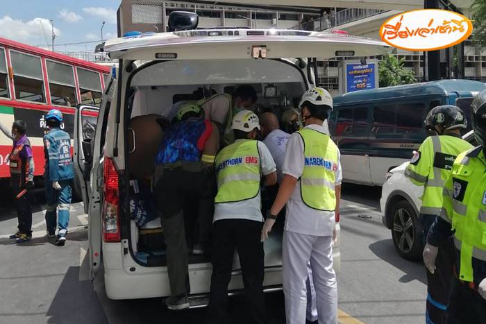 รถเมล์ชนเสาไฟฟ้า รถเมล์ชนเสาไฟฟ้า