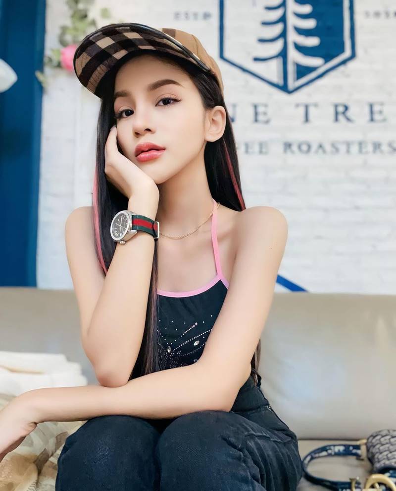 อาม ชุติมา อาม ชุติมา