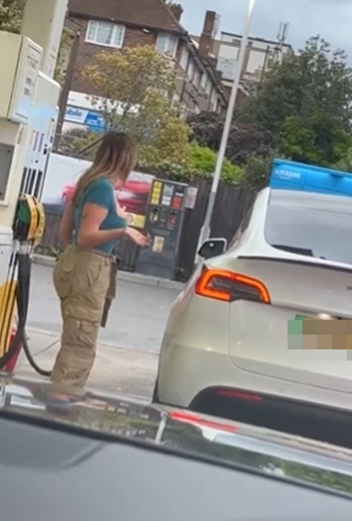 Tesla Tesla