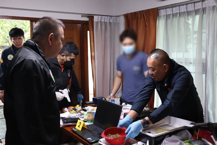 หลอกถ่ายคลิป หลอกถ่ายคลิป