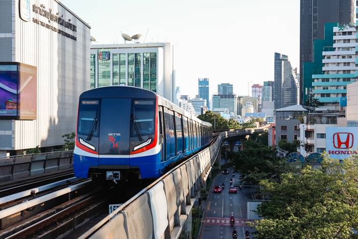 รถไฟฟ้า รถไฟฟ้า