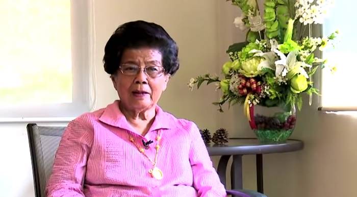 คุณหญิงสุรีพันธ์ มณีวัต คุณหญิงสุรีพันธ์ มณีวัต