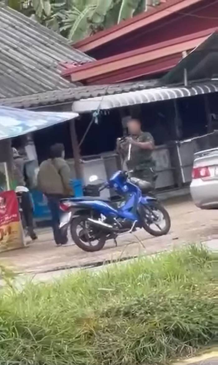 ทำร้ายร่างกาย ทำร้ายร่างกาย