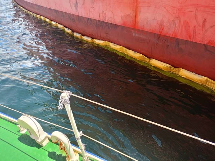 น้ำมันรั่วลงทะเล น้ำมันรั่วลงทะเล