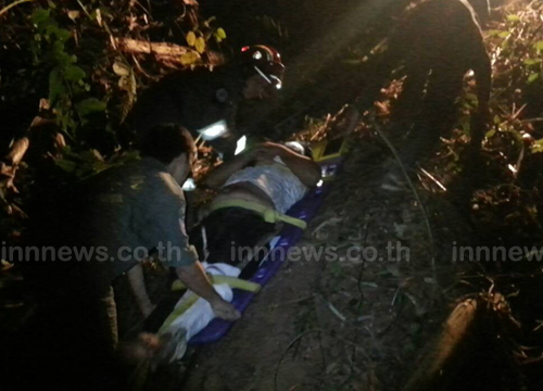 รถทัวร์เชียงใหม่-อุดรฯ พุ่งตกเหว ตาย 1 บาดเจ็บจำนวนมาก รถทัวร์เชียงใหม่-อุดรฯ พุ่งตกเหว ตาย 1 บาดเจ็บจำนวนมาก