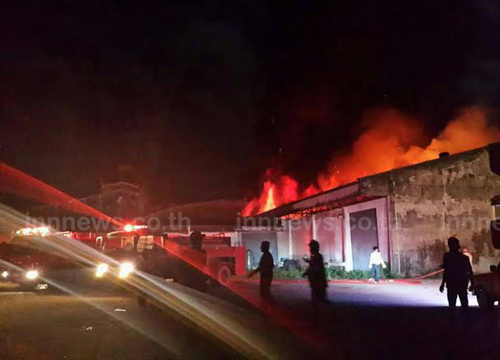 ไฟไหม้โรงงานโทรทัศน์ ปราจีนบุรี เผาวอด 100 ล้าน คาดโคมลอยตกใส่ ไฟไหม้โรงงานโทรทัศน์ ปราจีนบุรี เผาวอด 100 ล้าน คาดโคมลอยตกใส่