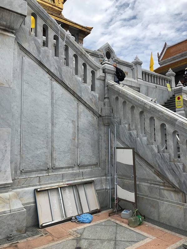 วัดดังกลางกรุง วัดดังกลางกรุง