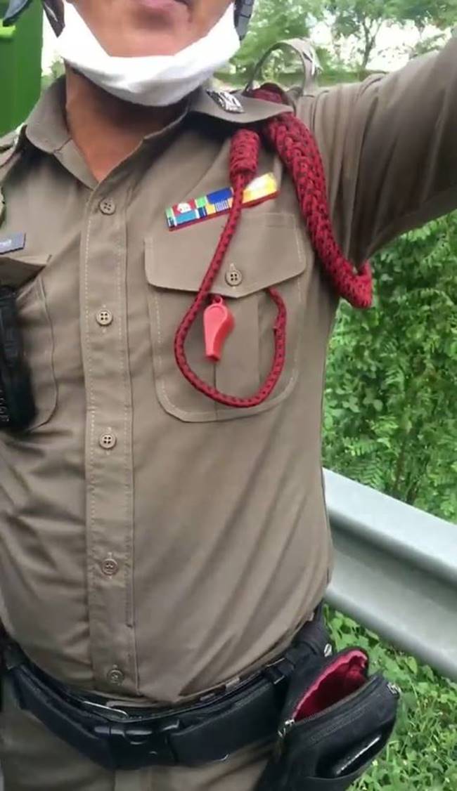 รถเสียจอดข้างทาง รถเสียจอดข้างทาง