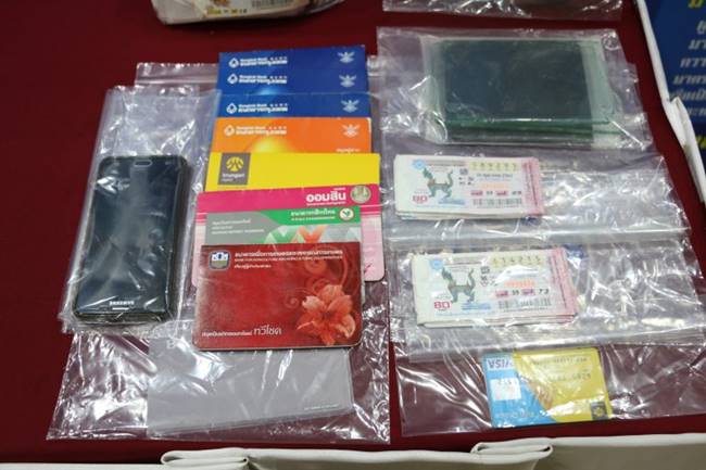 รวบแก๊งทำลอตเตอรี่ปลอม รวบแก๊งทำลอตเตอรี่ปลอม