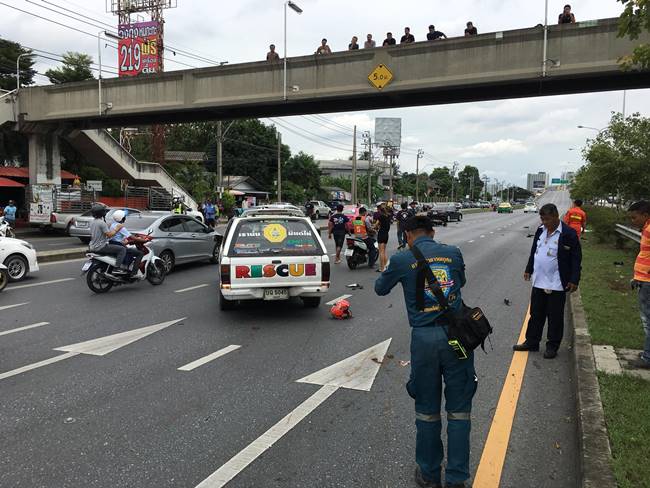 ซิ่งบิ๊กไบค์เสียหลัก ซิ่งบิ๊กไบค์เสียหลัก