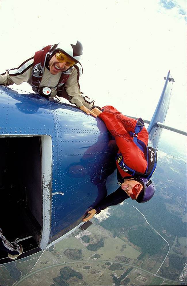 รถแข่งเสียหลัก รถแข่งเสียหลัก