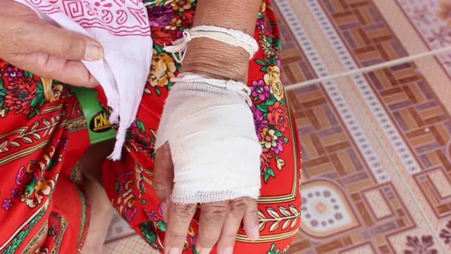 ลูก ส.ท. ฆ่ายกครัวไม่สะท้าน ลูก ส.ท. ฆ่ายกครัวไม่สะท้าน