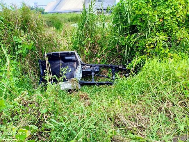 รถชนกัน รถชนกัน