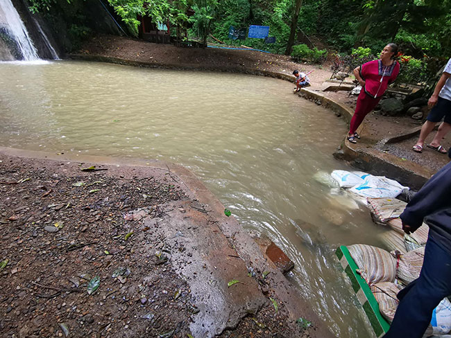 เด็กจมน้ำ เด็กจมน้ำ