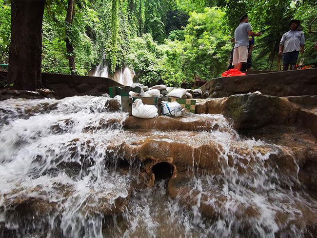 เด็กจมน้ำ เด็กจมน้ำ