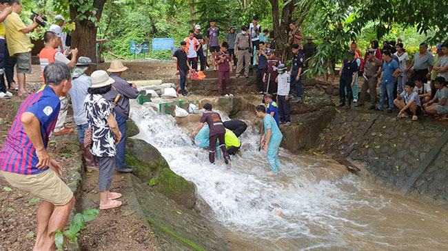 เด็กจมน้ำ เด็กจมน้ำ