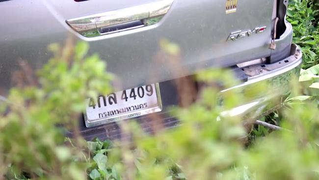 ขับรถชนซาเล้ง ขับรถชนซาเล้ง