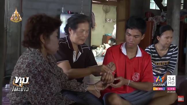 หลับบนรถเมล์ หลับบนรถเมล์