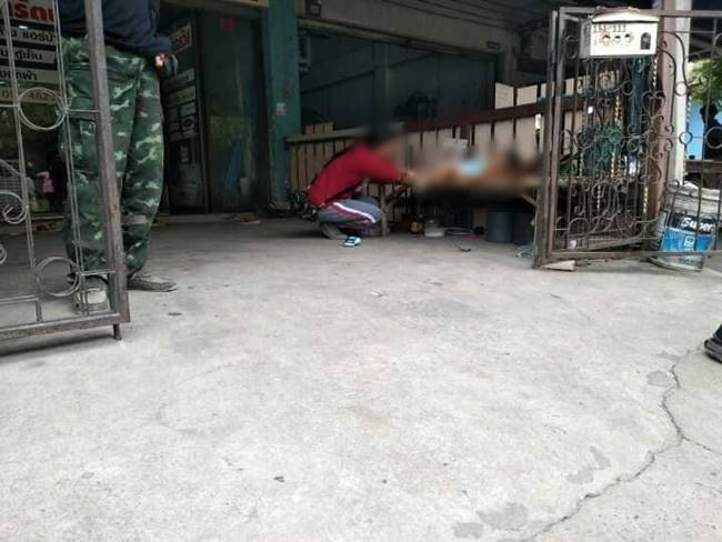 รถสิบล้อชนเด็กตาย รถสิบล้อชนเด็กตาย