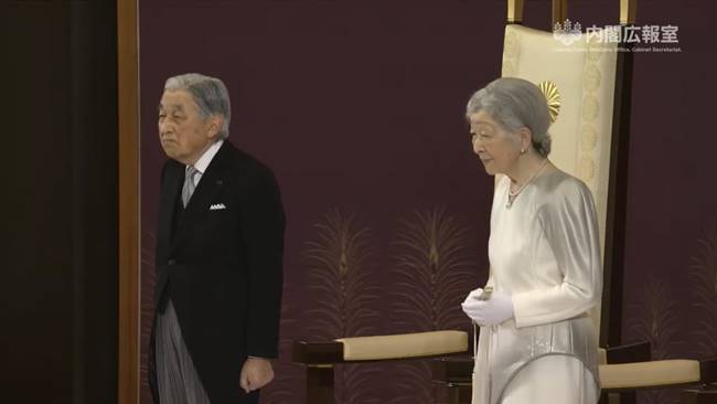 สมเด็จพระจักรพรรดิอากิฮิโตะ สมเด็จพระจักรพรรดิอากิฮิโตะ