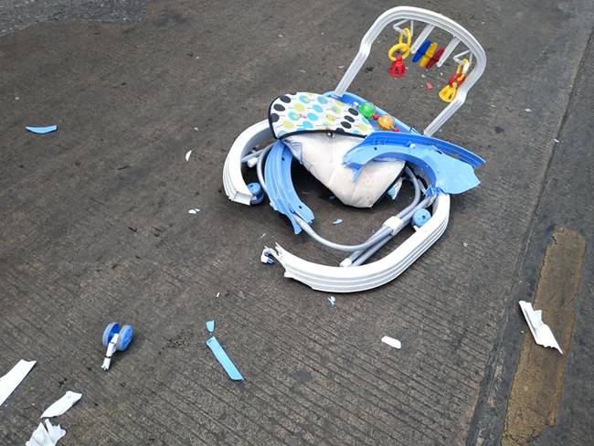 รถสิบล้อชนเด็กตาย รถสิบล้อชนเด็กตาย