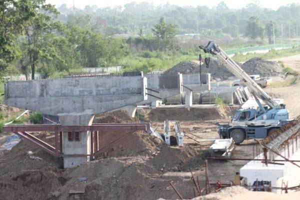 คานสะพานมอเตอร์เวย์โคราช ถล่ม คานสะพานมอเตอร์เวย์โคราช ถล่ม