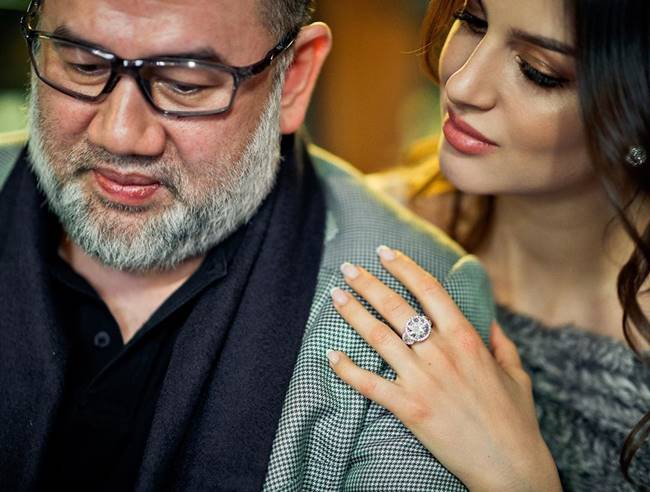 สุลต่านมาเลเซีย หย่านางงามรัสเซีย สุลต่านมาเลเซีย หย่านางงามรัสเซีย