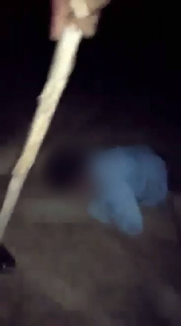 คลิปแก๊งใจเหี้ยม รุมทำร้ายโจ๋ 17 คลิปแก๊งใจเหี้ยม รุมทำร้ายโจ๋ 17