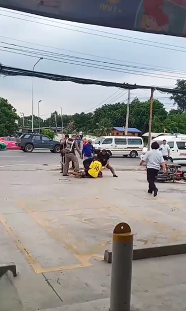 คนบ้า คนบ้า