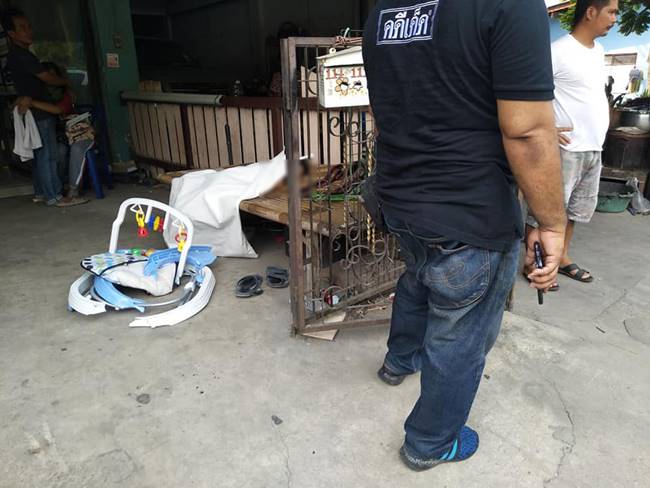 รถสิบล้อชนเด็กตาย รถสิบล้อชนเด็กตาย